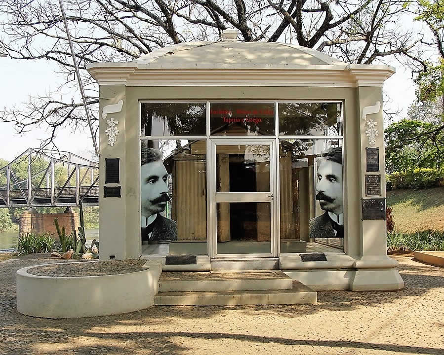 A bem guardada Cabana de Zinco de Euclides da Cunha.  Foto Juliana Branco.
