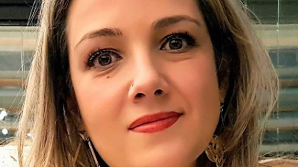 Professora Mestre Beatriz de Carvalho estará no 2º dia do Congresso.