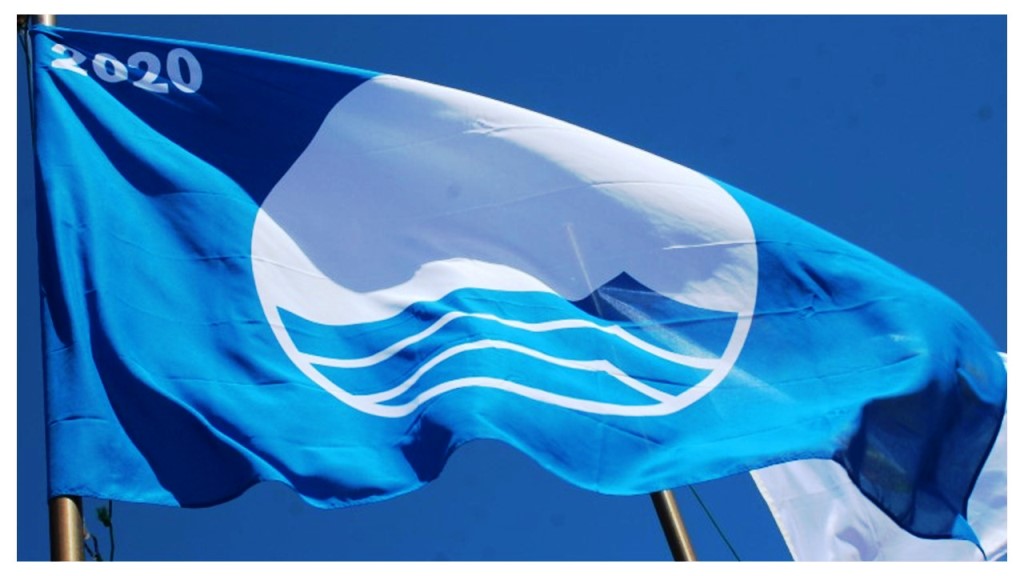 Bandeira Azul para praias.