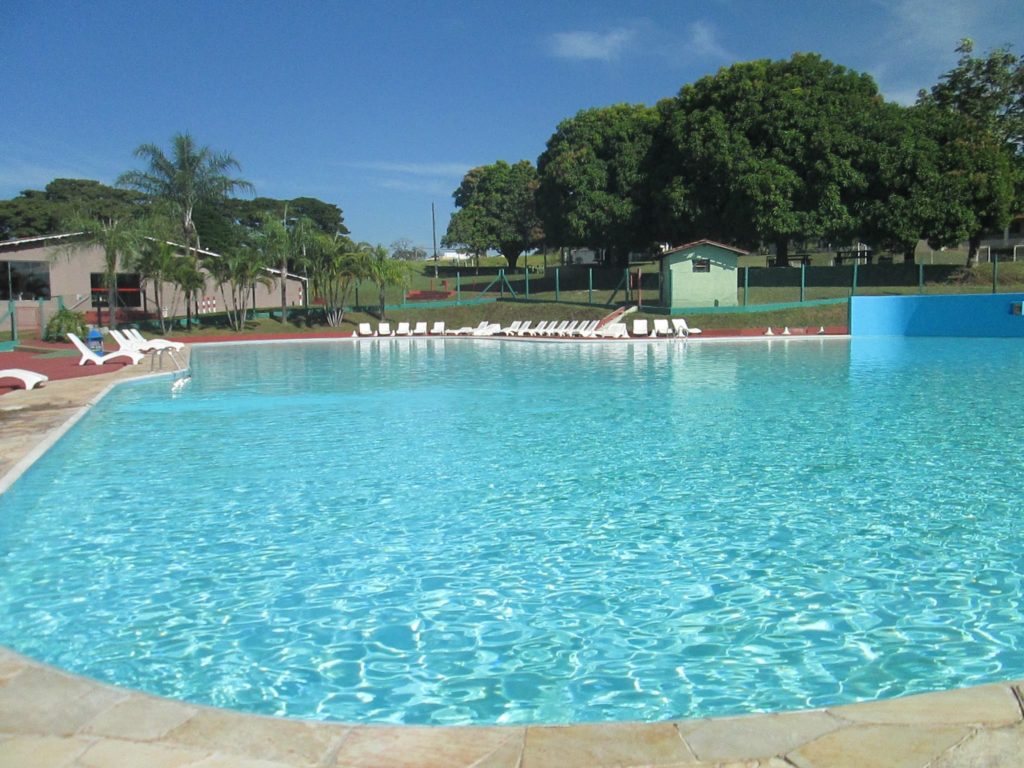 Boa estrutura no Campestre Clube de Ibirá (SP).