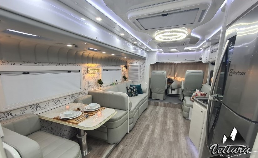 Exemplo do interior de um Motor Home.