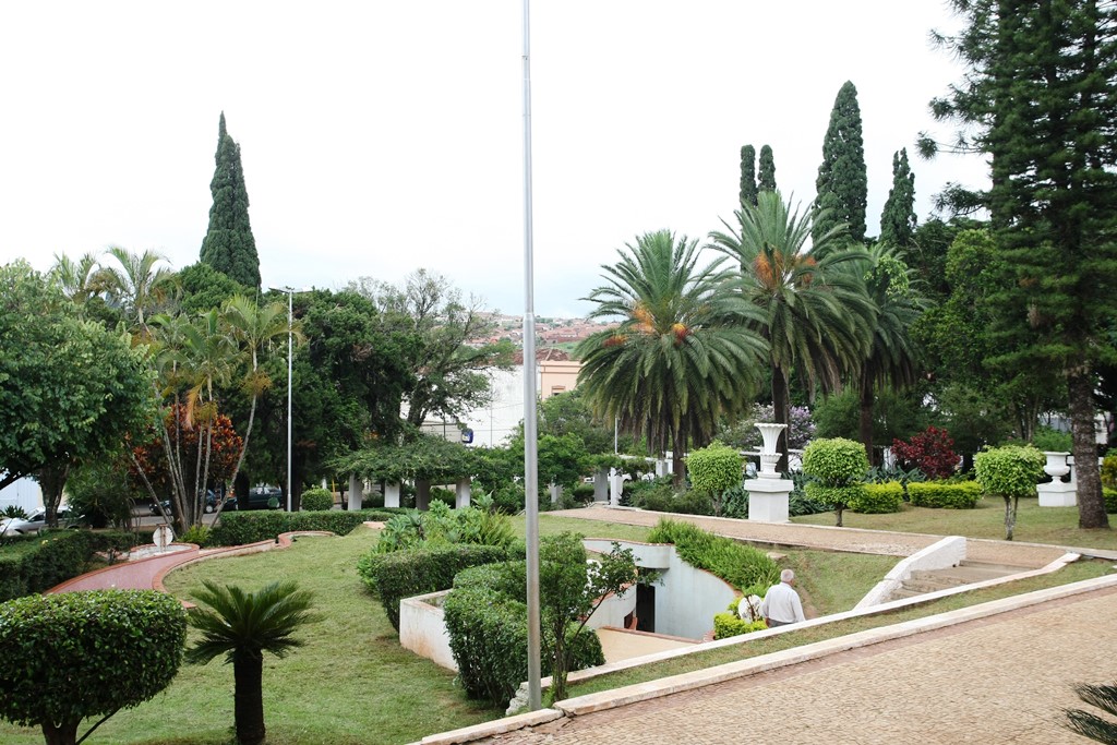 Jardim público de São Manuel.  Foto Rubens Chiri.