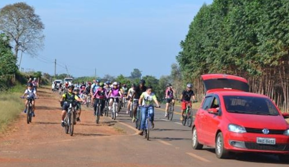 Passeios ciclísticos são concorridos em Barão de Antonina.