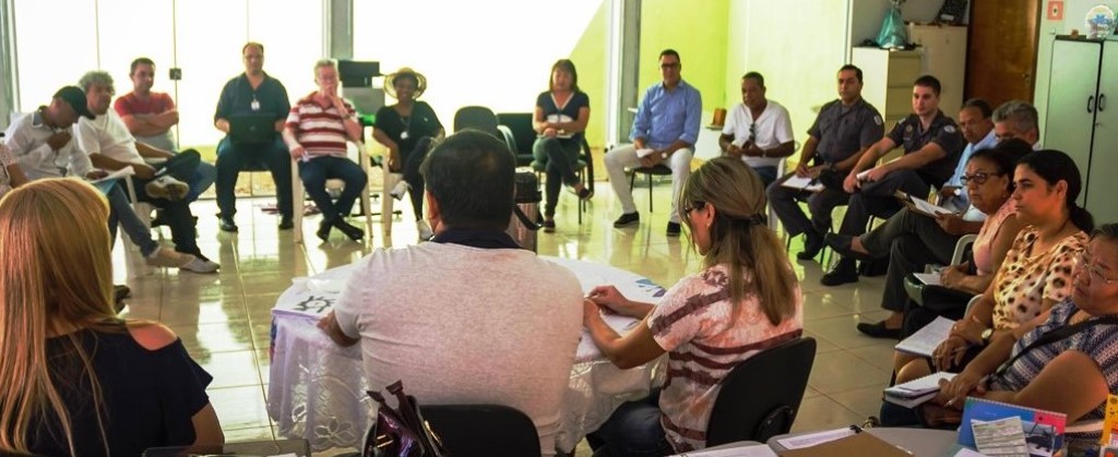 Uma das reuniões do Comtur de Pereira Barreto (SP).