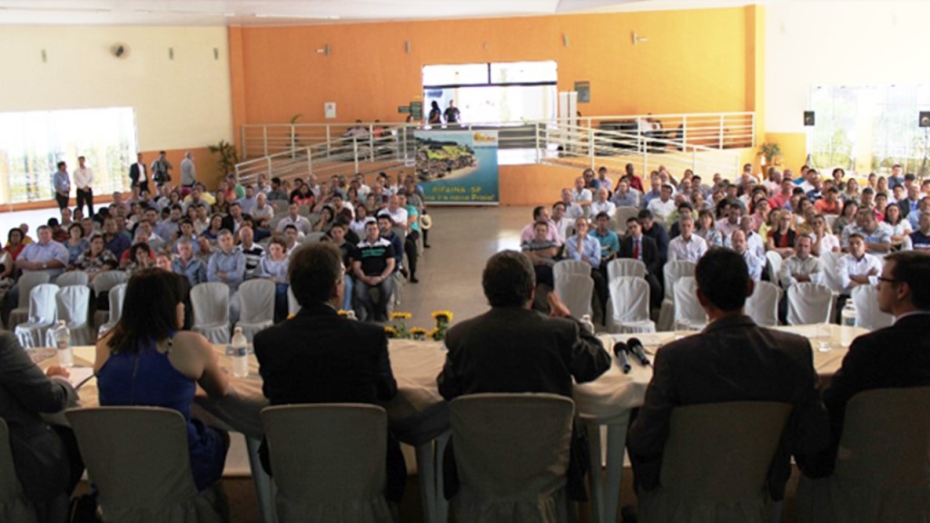 Auditório do Centro de Eventos de Rifaina. (SP).
