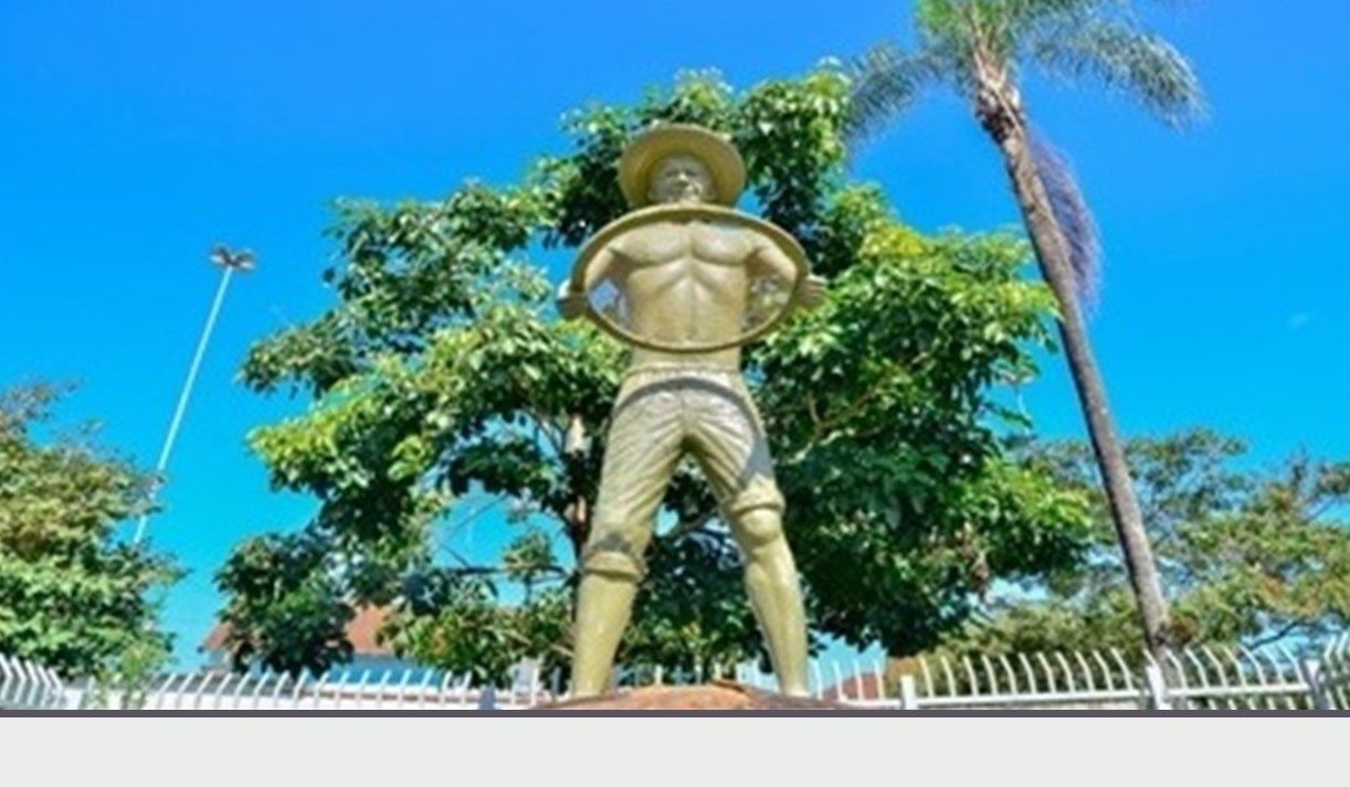 Homenagem aos garimpeiros que iniciaram Patrocínio Paulista. 