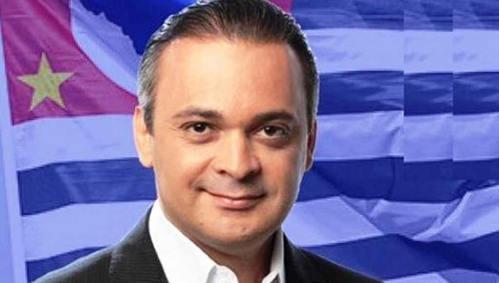 Ministério de Turismo destinado a Roberto de Lucena.