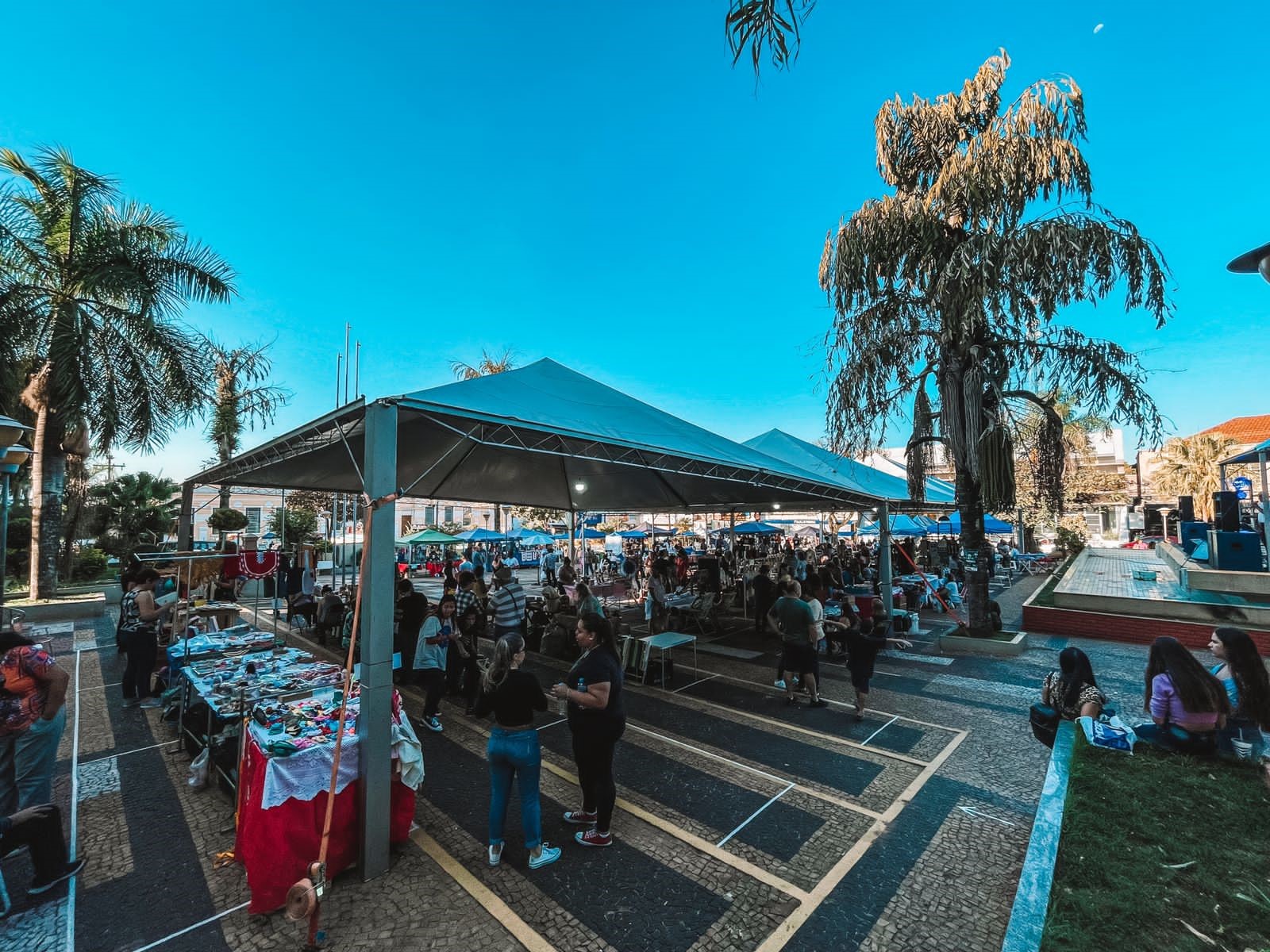Feira de Artesanato de Agudos (SP).