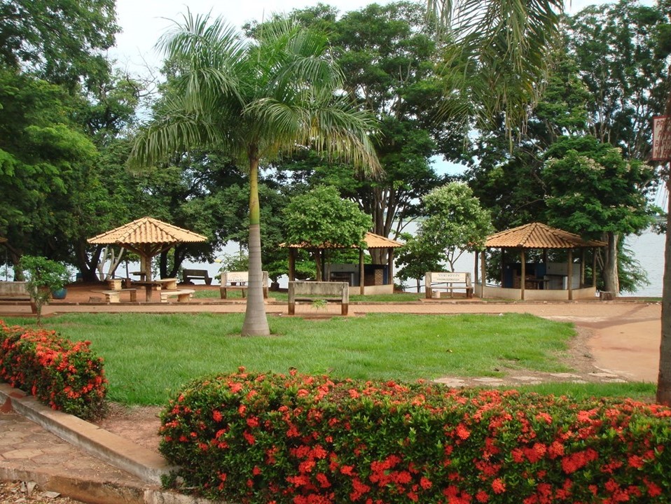Balneário de Santa Albertina.