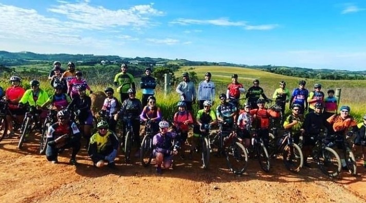 Cicloturismo em Salto de Pirapora (SP). 