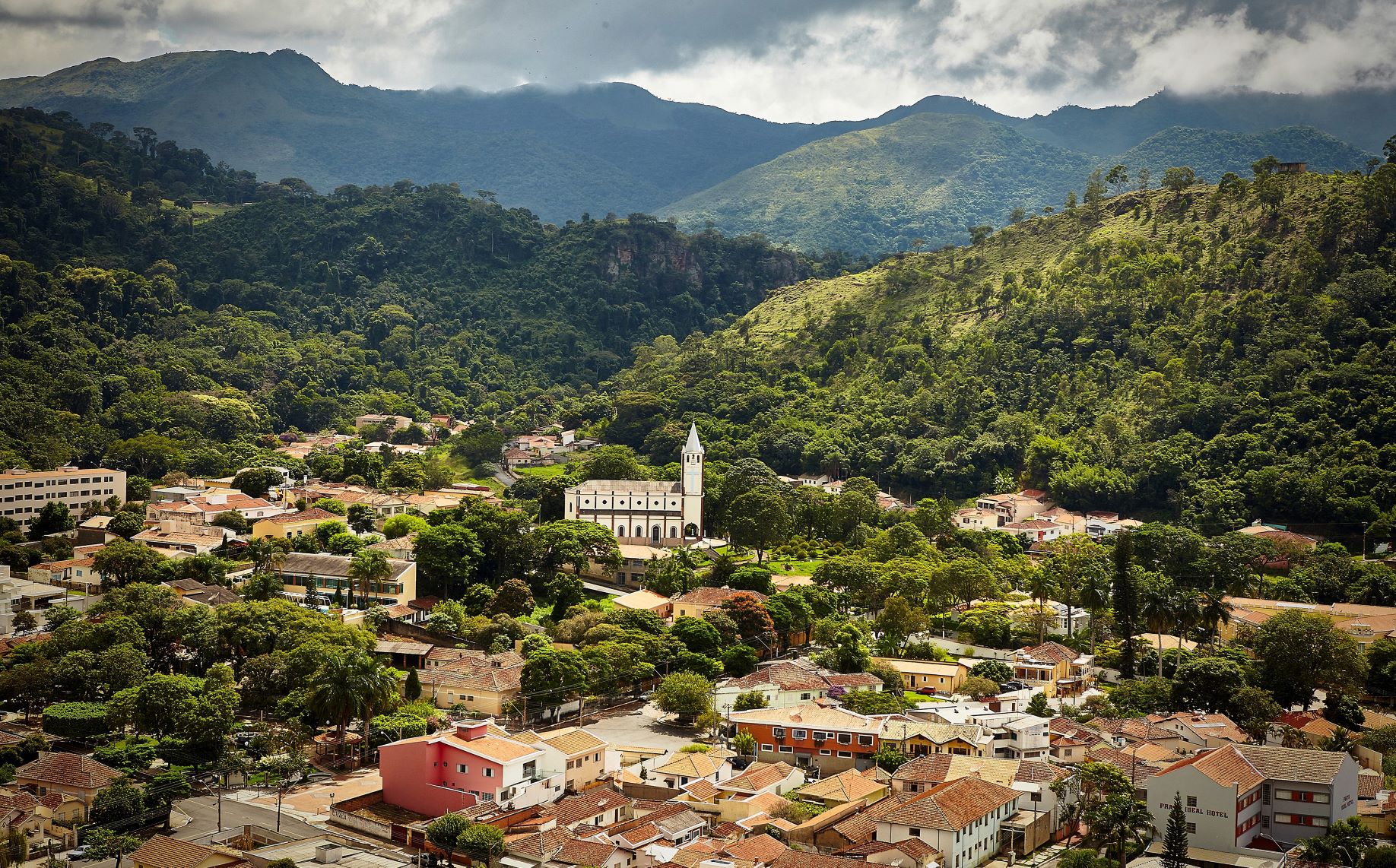 O charme de Águas da Prata (SP). Foto Ken Chu.