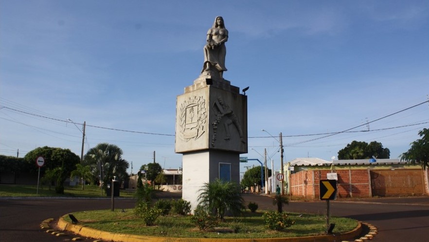 Palmeira d”Oeste.  Foto Amitesp.