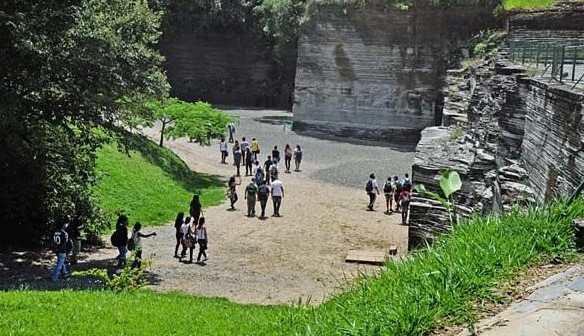 Parque do Varvito, uma das melhores atrações turísticas de Itu.