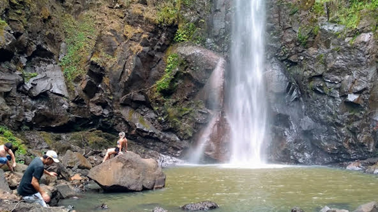 Parque Natural Municipal Cachoeira da Marta, em Botucatu. (SP).