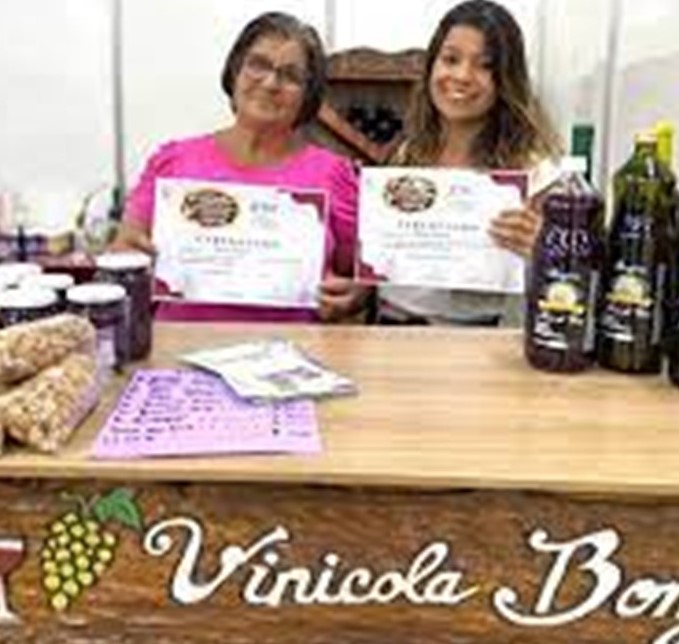 Pousada e Vinícola Bonjour.