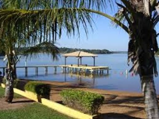 Represa Lago Doce, Martinópolis (SP).