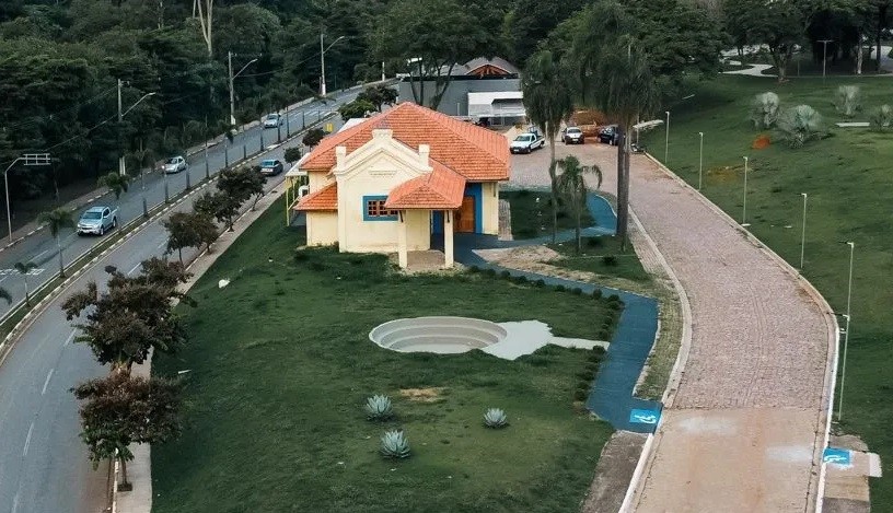 Tatuí, inaugurando obras.