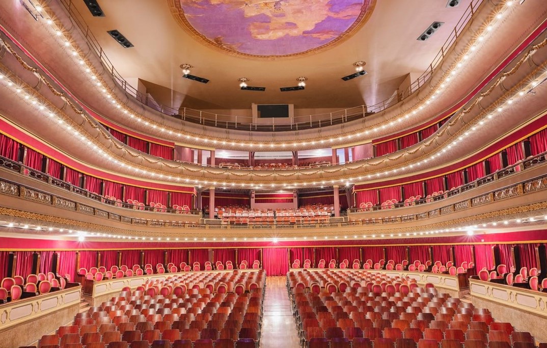 Teatro Coliseu, Santos (SP).