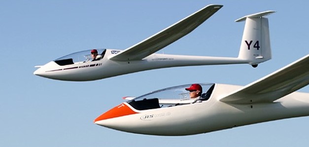 Voos a vela.  Foto  Canal Piloto.