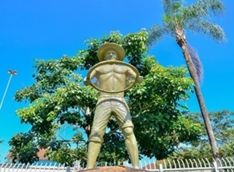 Portal que representa os pioneiros de Patrocínio Paulista (SP).